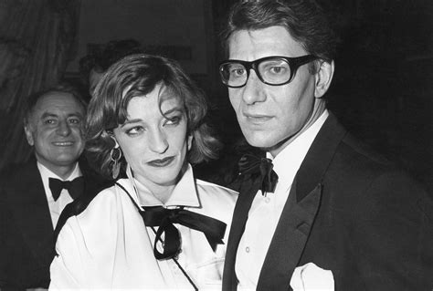 le muse di yves saint laurent|loulou de la falaise photos.